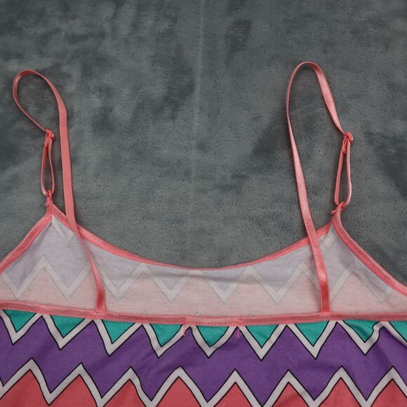 Zenana Outfitters Shirt Womens M Multicolor Spaghetti Chevron Pullover Tank Top - Picture 12 of 15